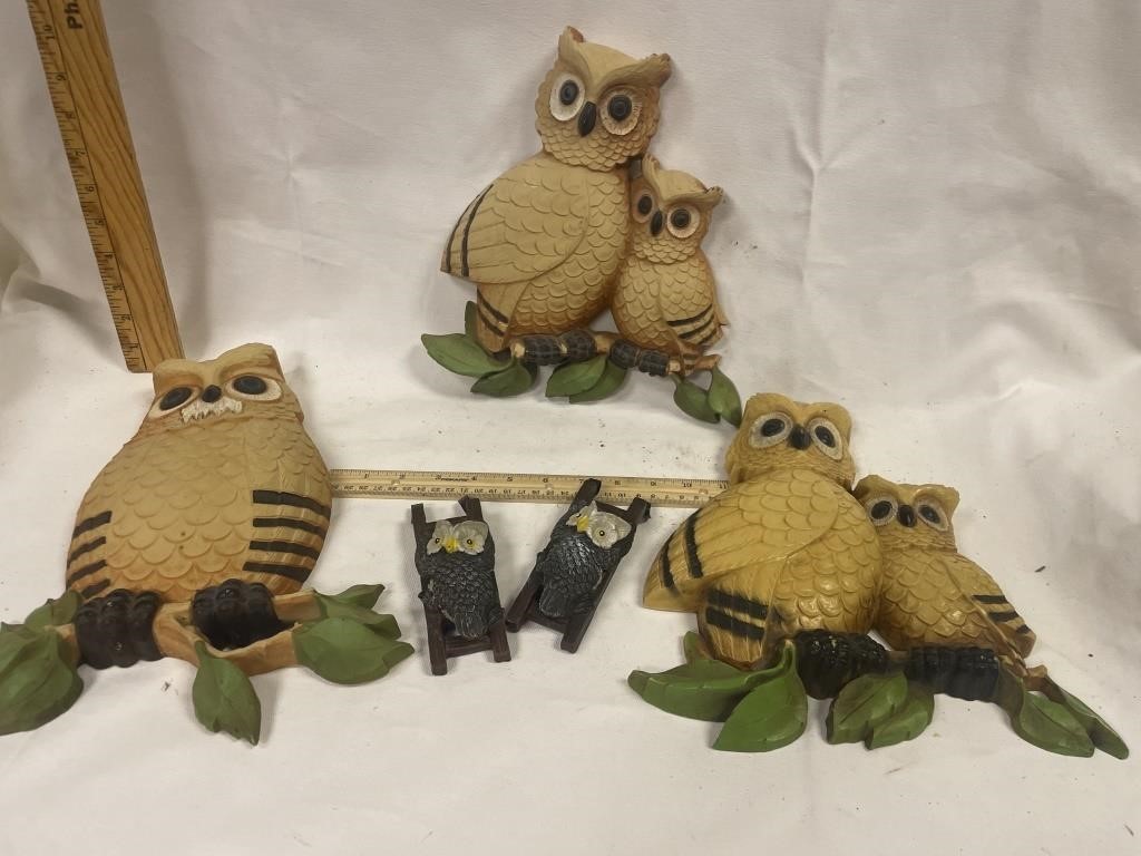 Owl figurine hangers