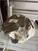 Very large geode