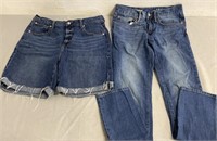 Gap Pants/Shorts 31x32 & 31