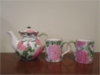 World Bazaar Teapot and cups