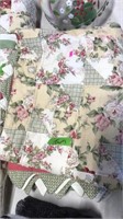 Twin floral comforter