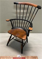 GREAT DOLL CHAIR