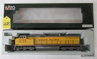 Kato Union Pacific Dash-9 Diesel Loco 37-1306