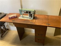 Viking electric Sewing machine. Works