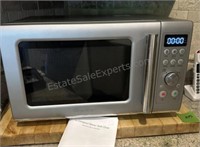 BREVILLE  BM0650 SIL MICROWAVE Compact Wave Soft