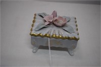 Thames Porcelain Trinket Box w/Raised Water Lilies
