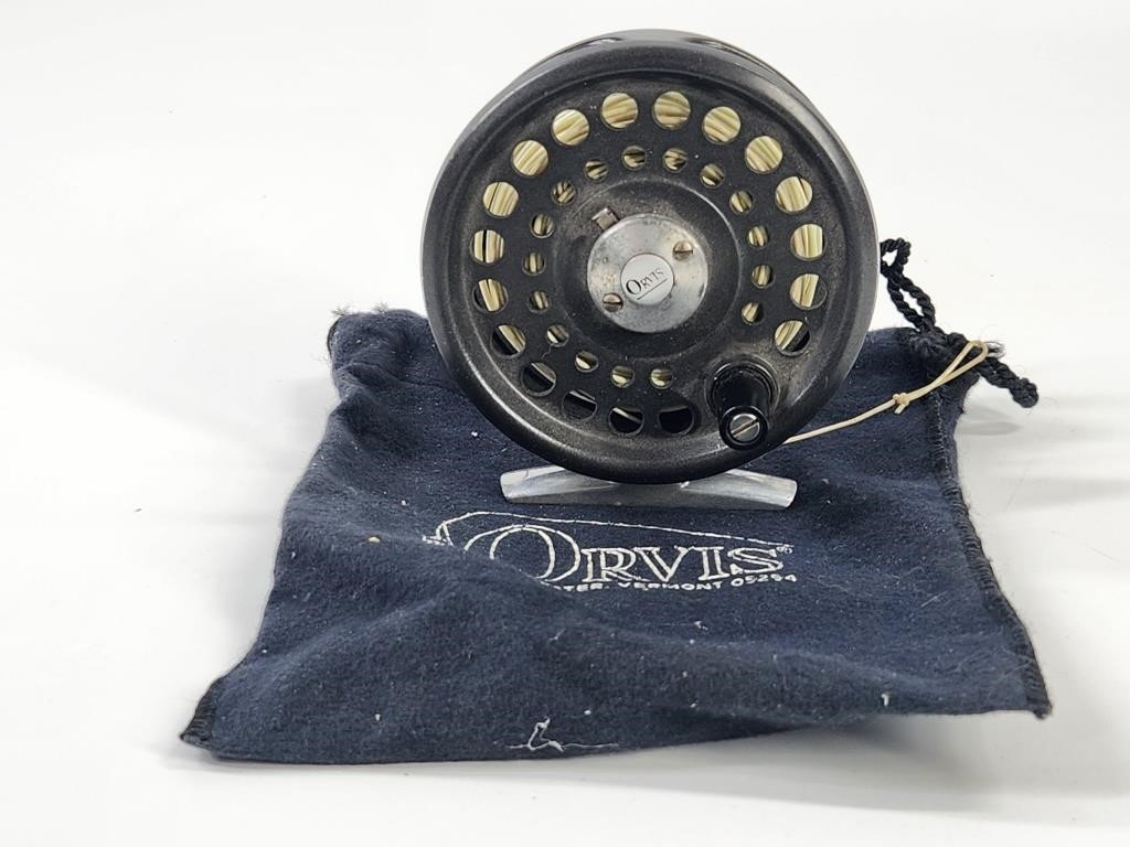 ORVIS MADISON FLY REEL W/ BAG & WF-6-F FLY LINE