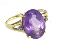 14kt Gold Oval 6.52 ct Amethyst & Diamond Ring