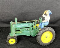 Ertl 1:16 Scale John Deere Tractor With Lady