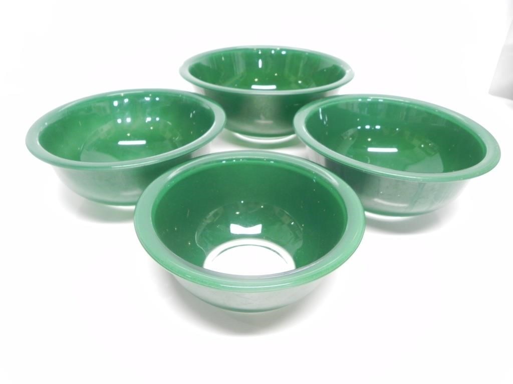 4 FOREST GREEN PYREX NESTING MIXING BOWLS