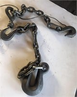 Pair of chains