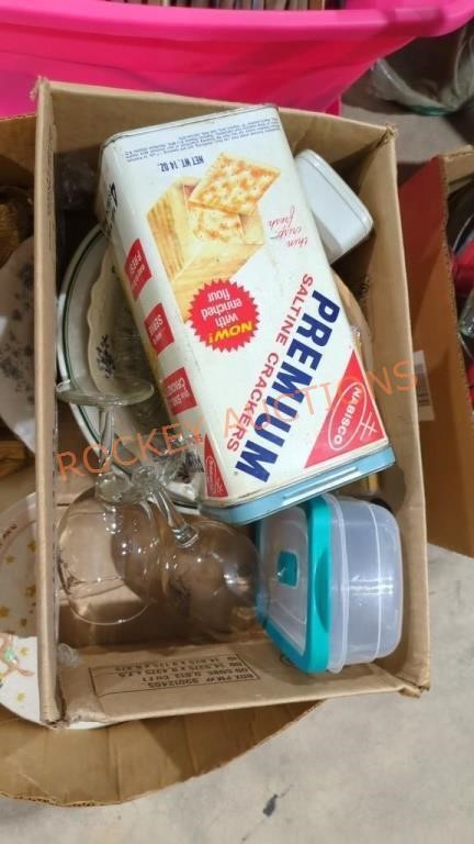 Misc. Household box lot