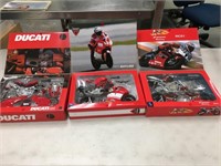 Lot  of 3, 1:12 die cast motorcycles      (5)