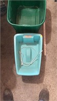 Foot massager and tote untested