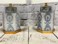SAFAVIEH Collection Bodin Blue/White Lamps