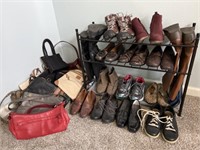 Large Lot of Assorted Ladies Shoes (Size 6) &