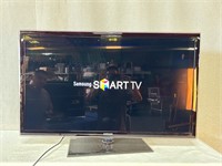 Samsung 46" Smart TV with Stand No Remote