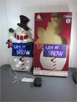 *LED 28" Let it Snow Snowman