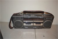 Magnavox  Super Tandem D8330