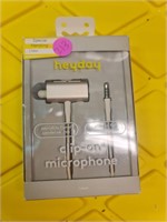 Clip on microphone