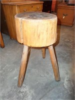 Early Small Rounf Top Butcher Block