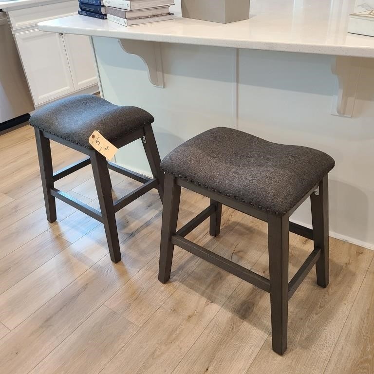 2PC COUNTER STOOLS