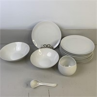 Continental China By Ramond Loewy White Dishes