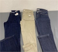 3 Levi’s Women’s Pants Size 29