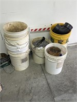 Buckets with Contents