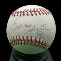 Bernie Williams New York Yankees Signed Baseball