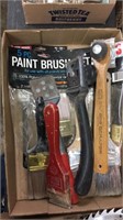 Paint scrapers and paint brush sets