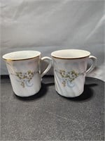 Coffee/Tea Cups (2)