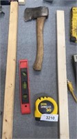 Axe level and measuring tape