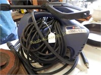 Campbell Hausfeld pressure washer w/ wands