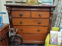 Victorian Mahogany Chest of Drawers