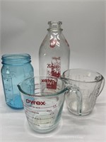 Pyrex Measuring Cup, Vintage Glass Measuring Cup,