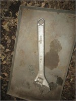 LARGE ADJUSTABLE WRENCH