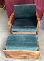 This End Up Classic Chair with Ottoman