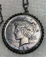 1922 Silver Peace Dollar, Silver Tone Bezel