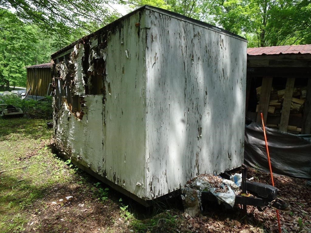 Enclosed Trailer - Outer Skin is Rotting Away-