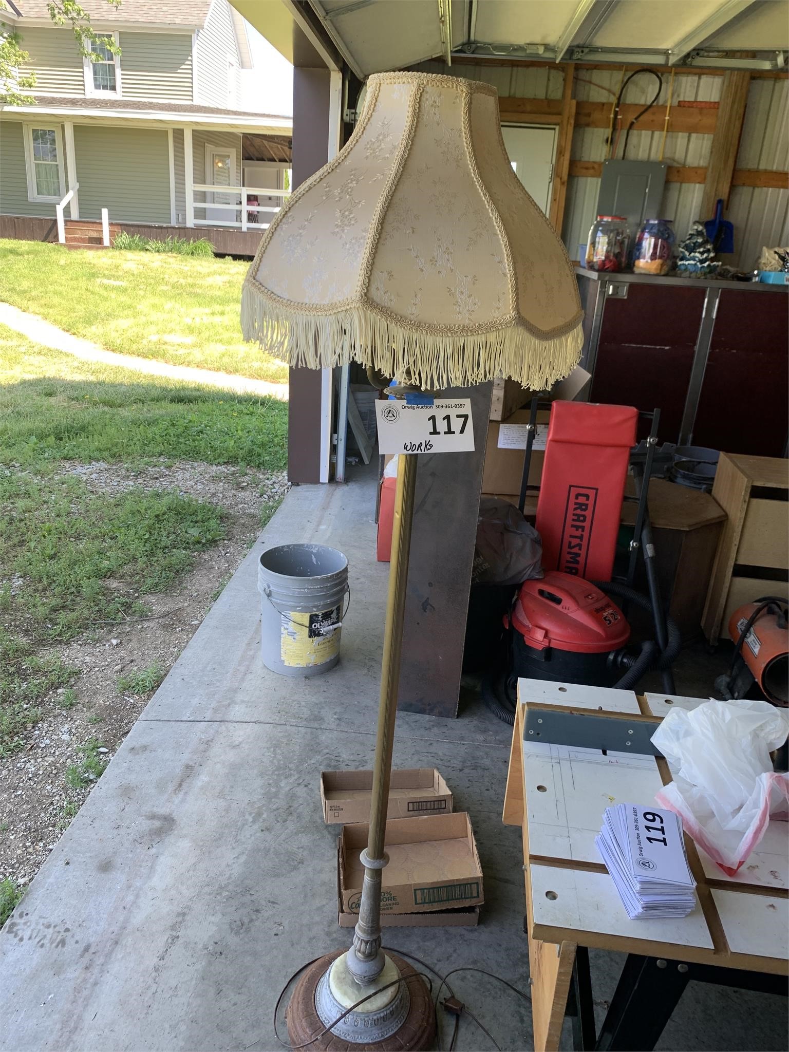 Vintage Lamp (works)