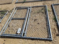 LL- CHAIN LINK PANEL WITH SWING GATE