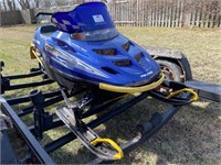 2001 Polaris 700 Classic Twin Snowmobile