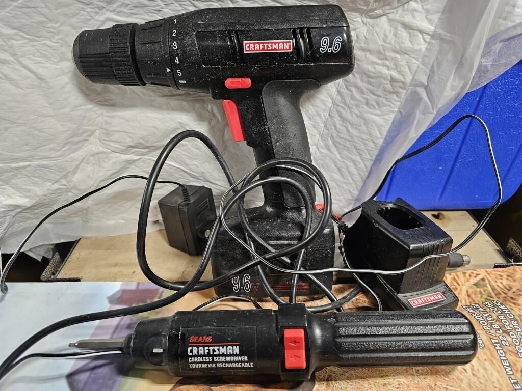 1 battery operated 1 cordless tools