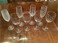 4 wine and 4 champagne glasses