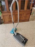 Kenmore Whispertone Vacuum Cleaner