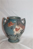 Roseville Magnolia Pottery #92-8"