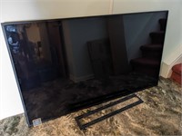 Sony 65" KD-65x80J TV With Wall Mount Bracket