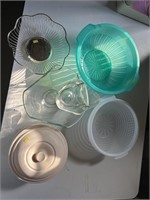 Dish Box Lot