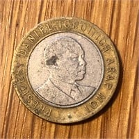 Republic of Kenya Ten Shilling Coin